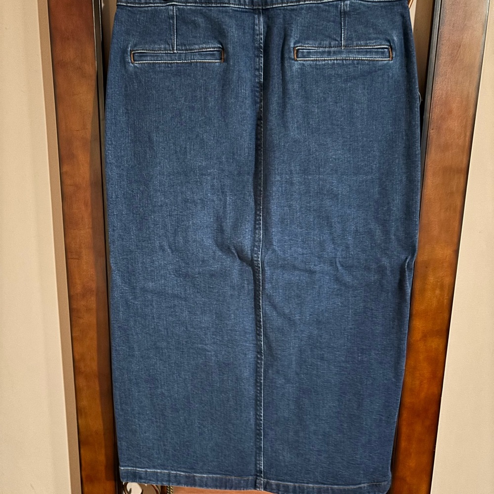Ann Taylor Navy Denim Button-Front Midi Skirt work casual minimal capsule NWT - Picture 2 of 3